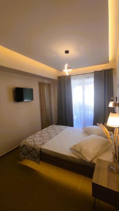 Revival House In Bay Apartment *